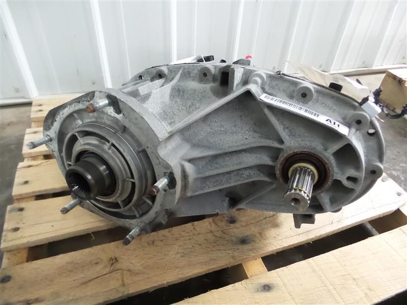 Used 2005 Gmc Truck Envoy Xl Transmission Transfer Case Assembly