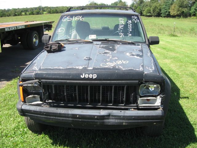 1995 Cherokee jeep part used
