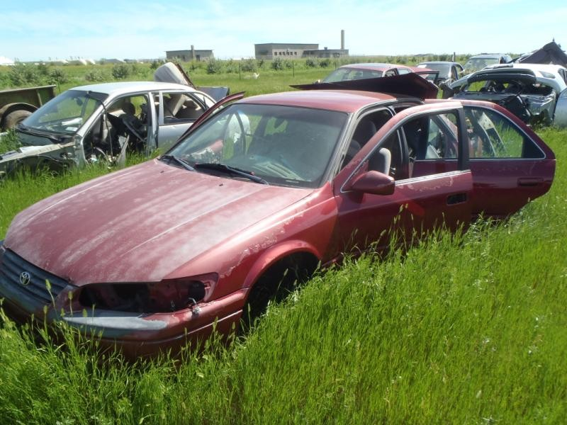 1997 Toyota camry salvage parts