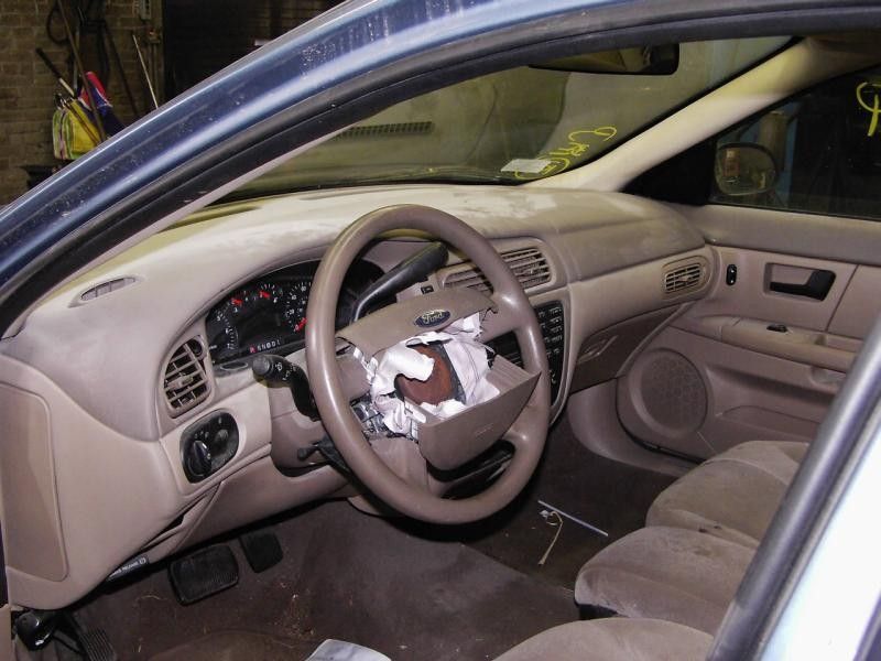 Used 2007 Ford Taurus Interior Front Seat Belts Bench Seat Passen