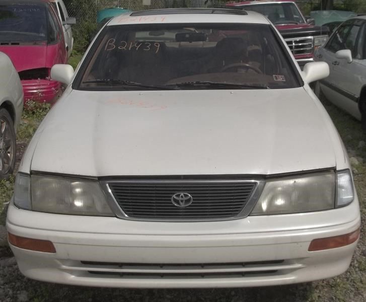 Used 1995 Toyota Sienna Transmission Flywheel Flex Plate A T Par